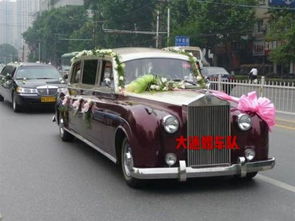 焦作大通婚車伴您幸福一生——專業汽車租賃服務，為您的婚禮增色添彩
